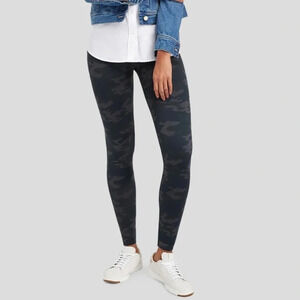 Spanx Look At Me Now Leggings - Heather Camo